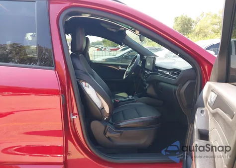 2024 Ford Escape St-Line from USA, damaged, VIN 1FMCU9MN6RUA84967